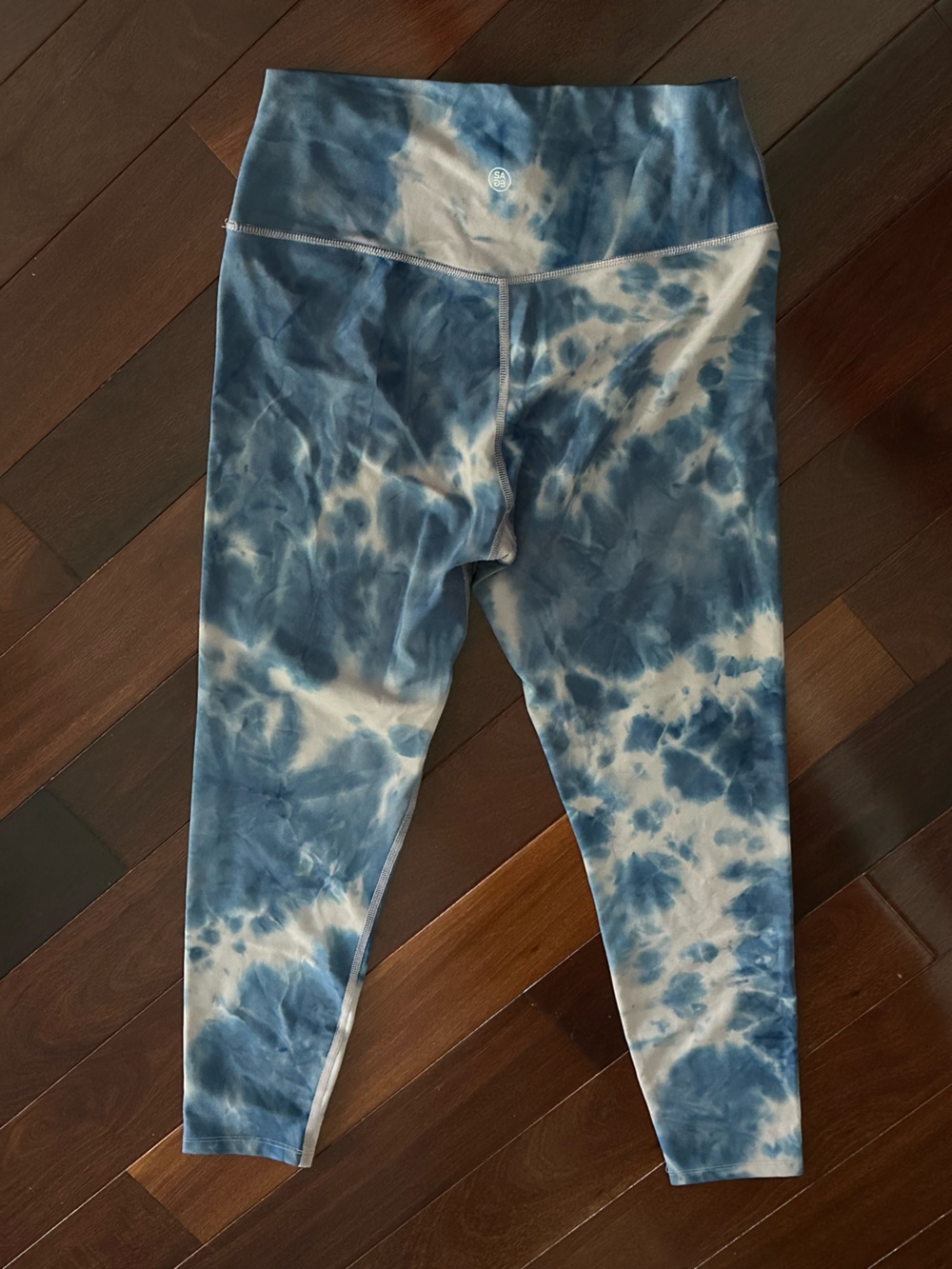 Sage Collective Blue Pink Cloud Print Flatlock Stitching Leggings Size Medium